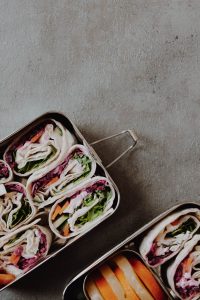 Wraps mit Coleslaw, Rucola und Feta/o (vegetarisch) | Blattgrün