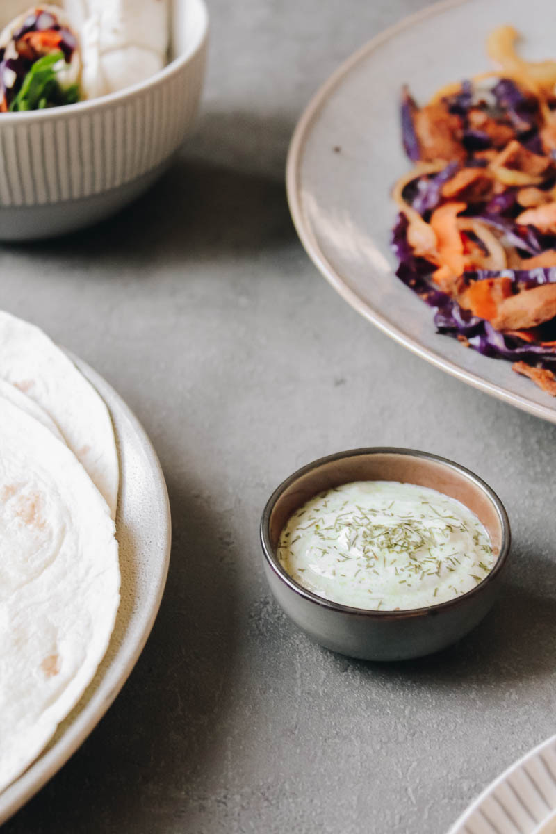 Gyros-Wraps mit Tzatziki {vegan} | Blattgrün